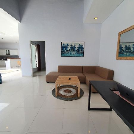 Villa Arjuna Canggu  Exterior photo